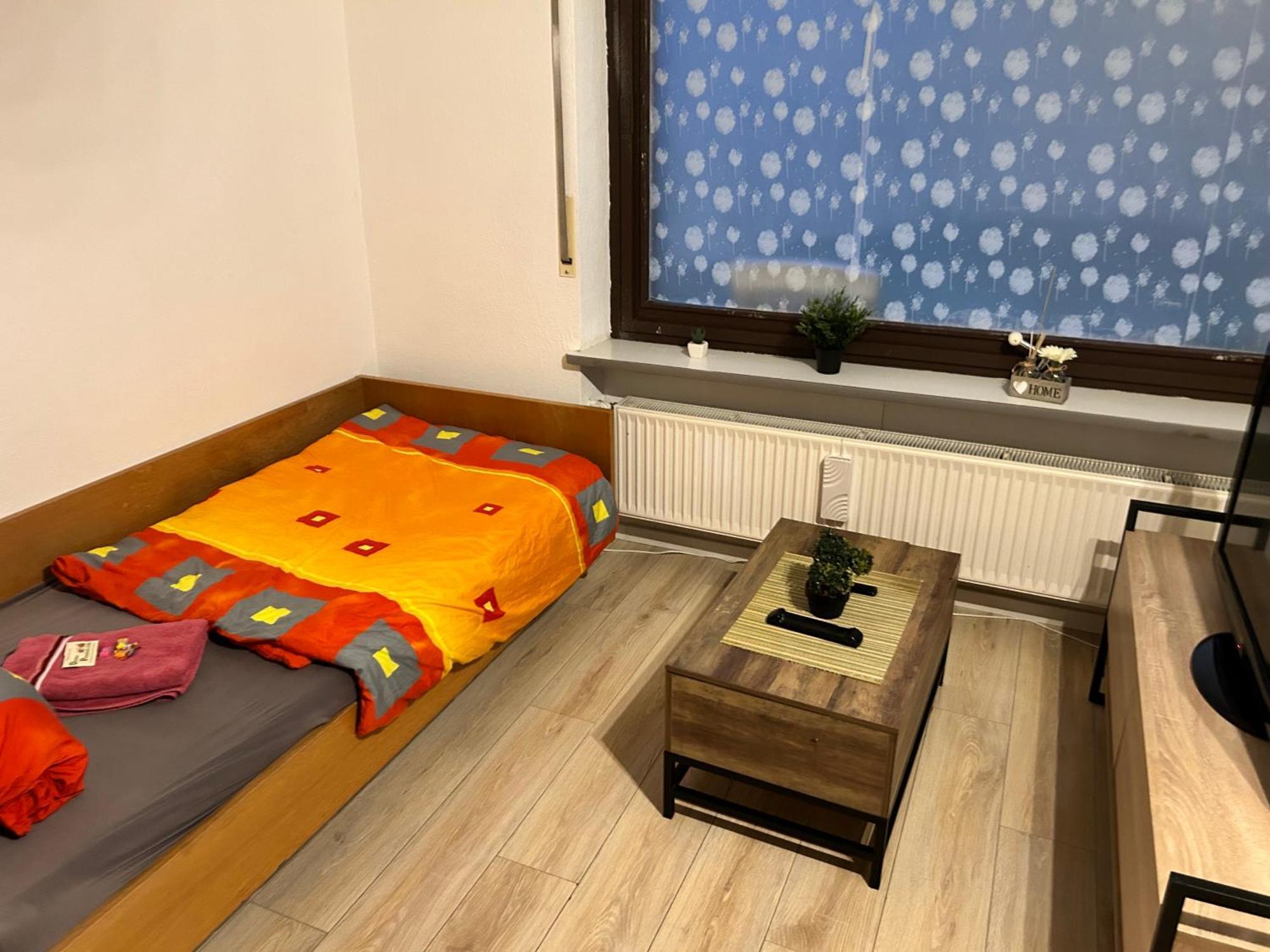 2-5 Bettzimmer Креглинген Экстерьер фото